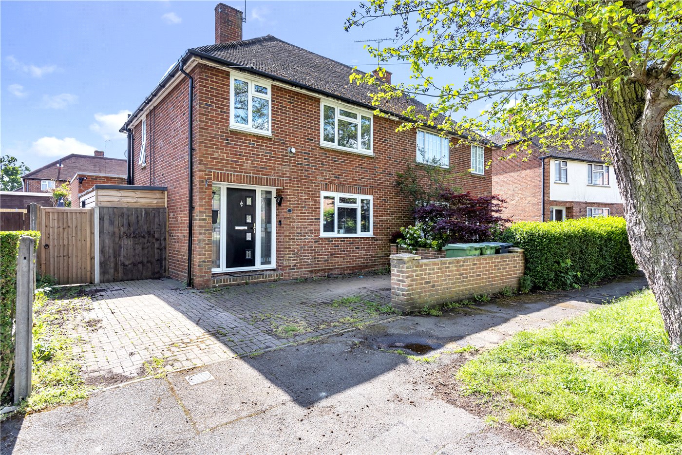 3 bedroom property for sale in Brook Road, Bagshot, Surrey, GU19 (Ref SUN220099) £525,000