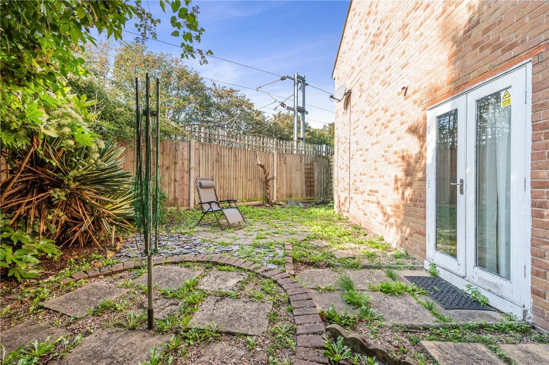 Buxhall Crescent, London, E9