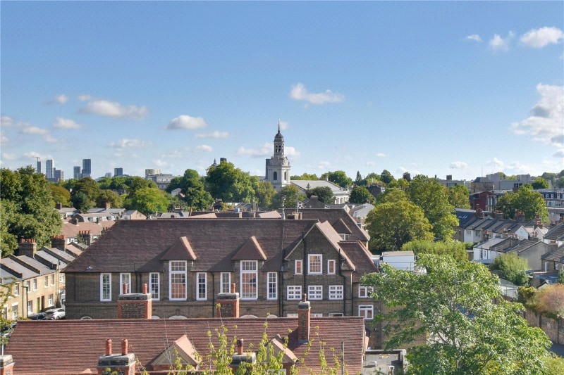 25 Tarves Way, Greenwich, London, SE10