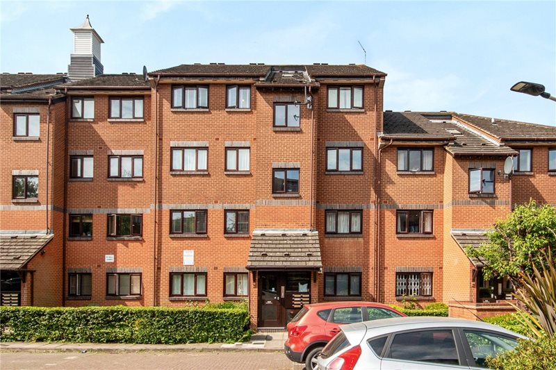 St. Benedict&#39;s Close, London, SW17