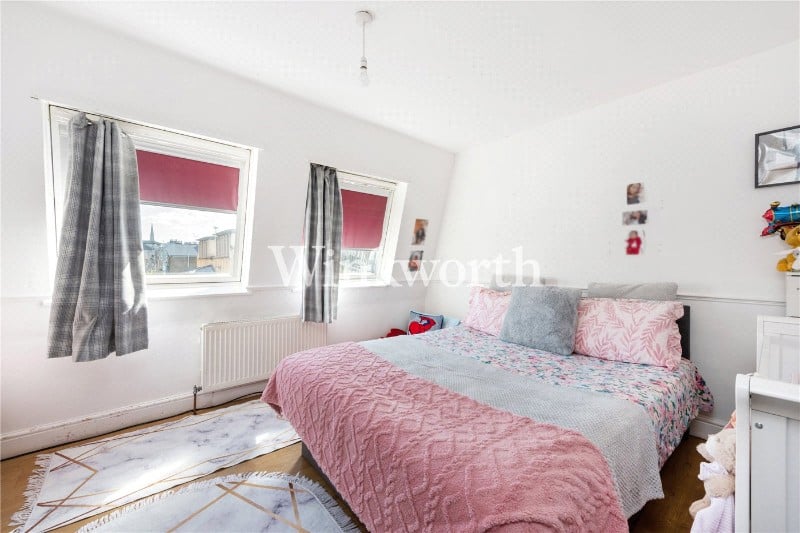 Canning Crescent, London, N22