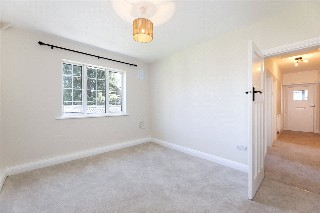 Gloucester Court, Kew Road, Kew, TW9