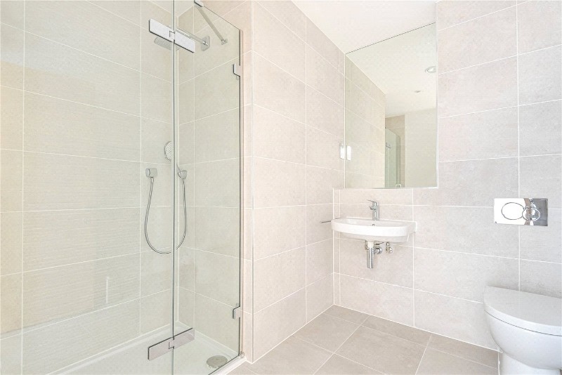 Vickers Close, Longcross, Surrey, KT16