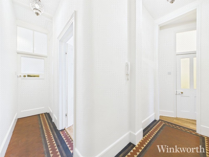 Fordhook Avenue, London, W5