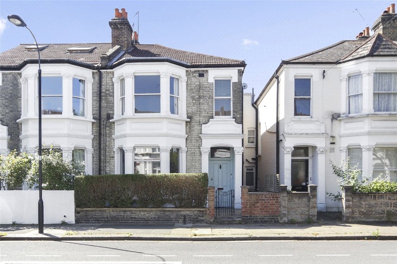 Roxwell Road, London, W12