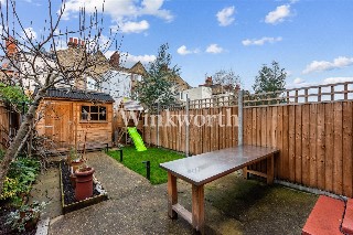 Lymington Avenue, London, N22