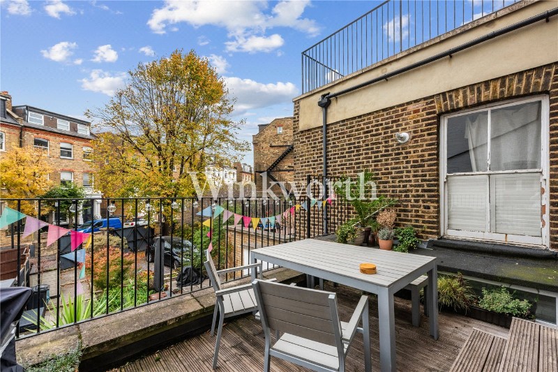 Gloucester Drive, London, N4