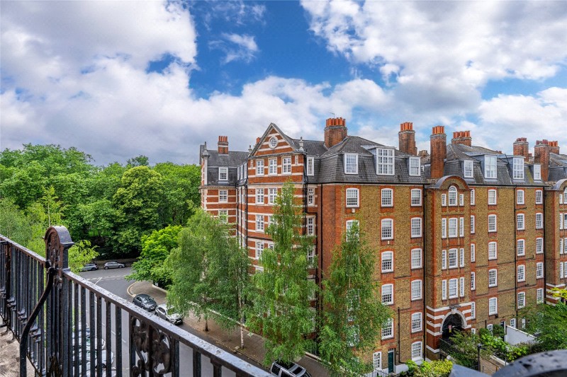 North Gate, Prince Albert Road, St John&#39;s Wood, London, NW8