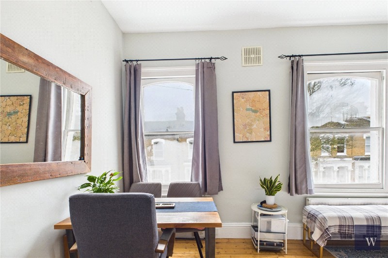 Rattray Road, London, SW2