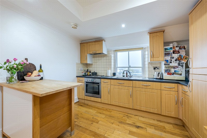 St Georges Drive, London, SW1V