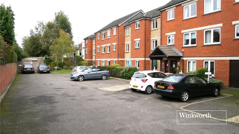 Leicester Road, New Barnet, EN5