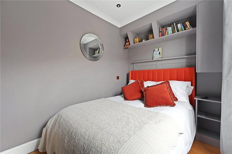 Pembridge Road, London, W11
