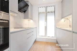 Arcadia Avenue, London, N3