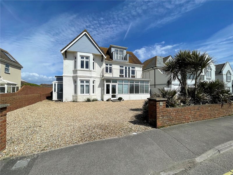 Hurst Road, Milford on Sea, Lymington, Hampshire, SO41