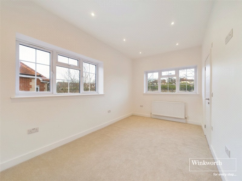 Maxwelton Close, Mill Hill, NW7