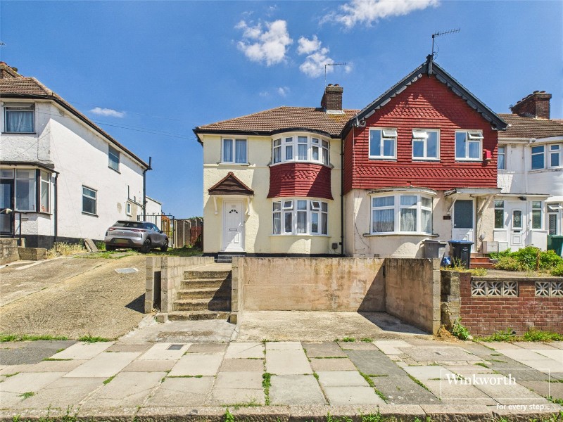 Tokyngton Avenue, Wembley, HA9