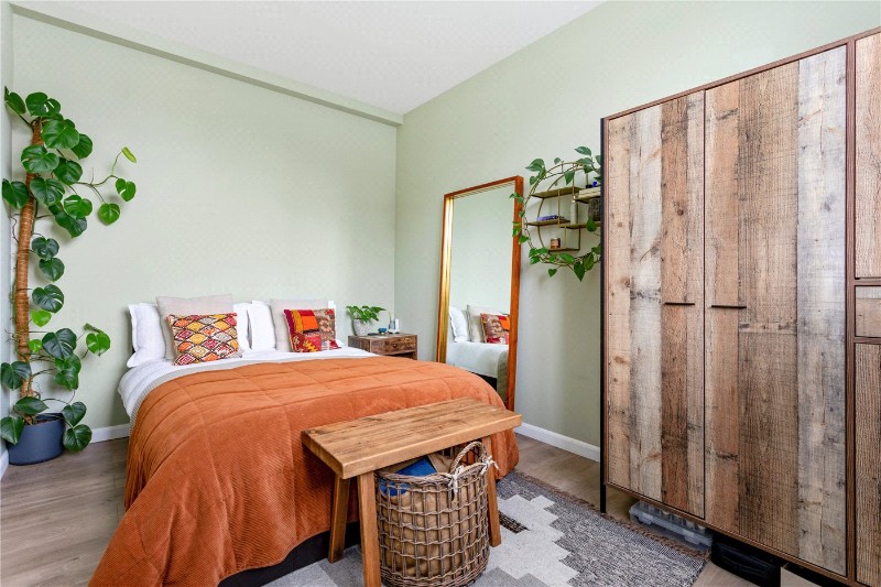 Kingston Road, London, SW20