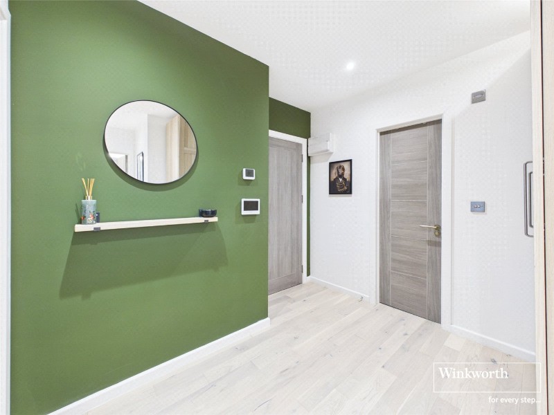 Remias Road, Hendon, NW4