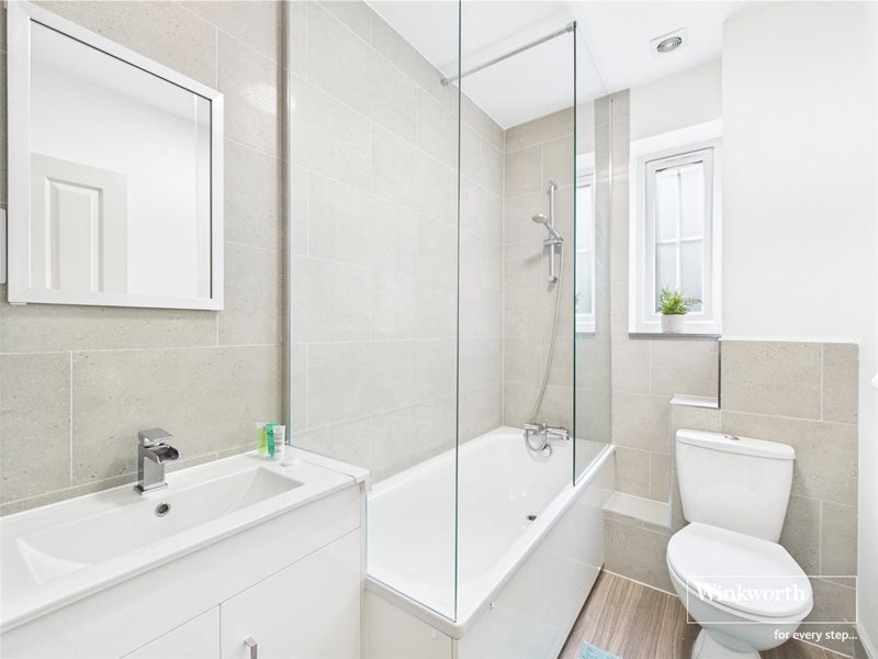 Western Elms Avenue, Reading, Berkshire, RG30