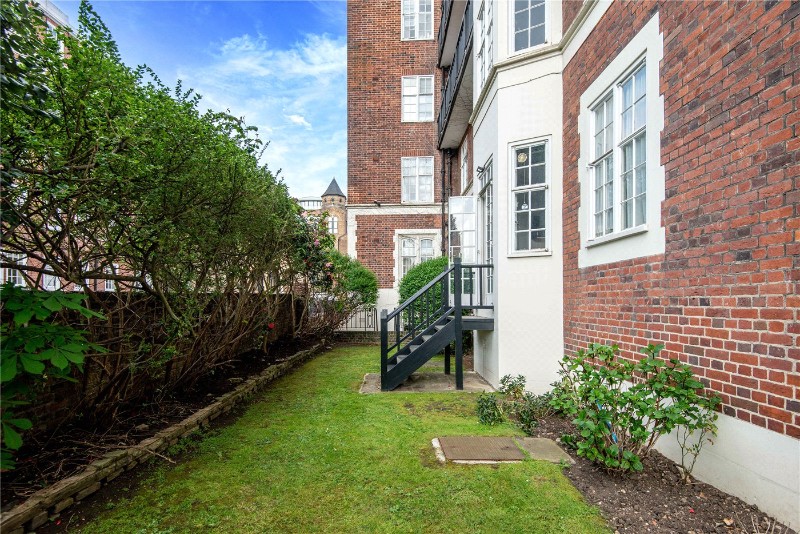 Mortimer Court, Abbey Road, St John&#39;s Wood, London, NW8