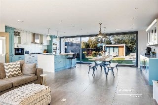 Avon Run Close, Friars Cliff, Christchurch, Dorset, BH23