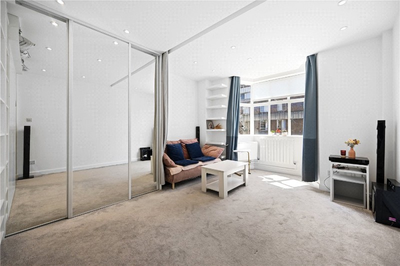 Woburn Place, London, WC1H