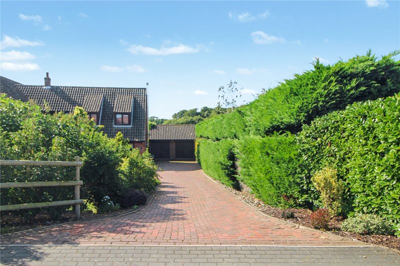 Ferry Road, Surlingham, Norwich, Norfolk, NR14