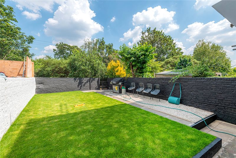 Eynham Road, London, W12