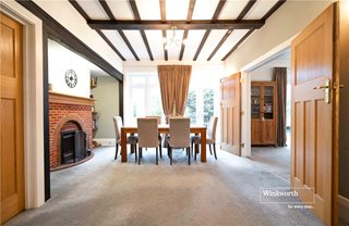 Montagu Road, Highcliffe, Christchurch, Dorset, BH23