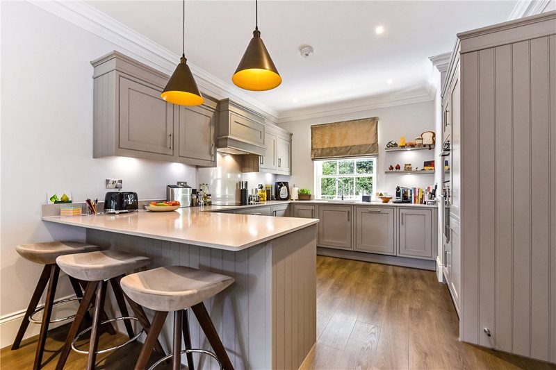 Appulby Gardens, Winchester, Hampshire, SO22