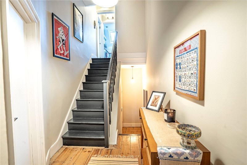 Gubyon Avenue, London, SE24