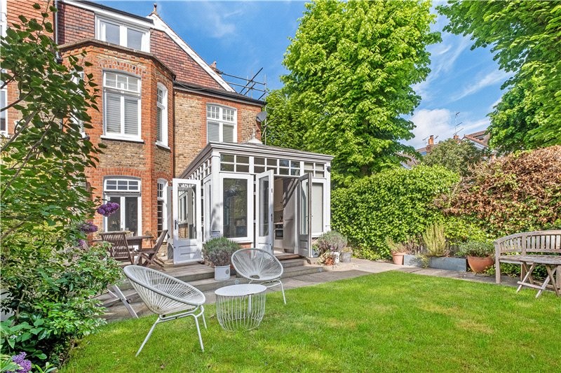 Kitson Road, Barnes, London, SW13