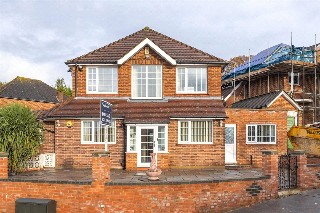 Westwood Avenue, London, SE19