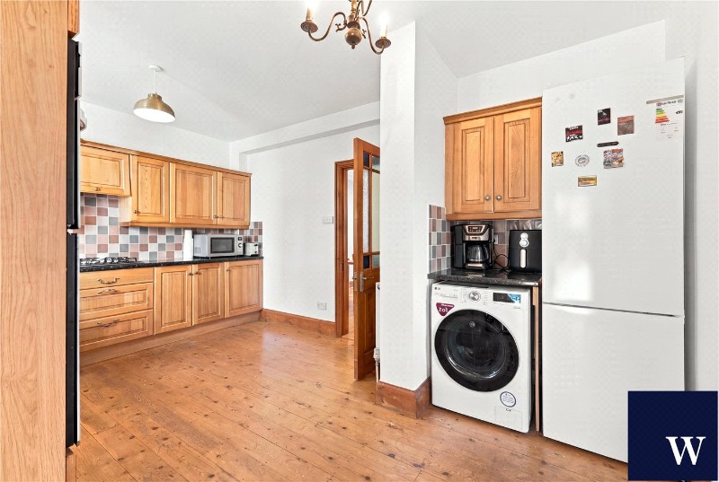 West Avenue, West Finchley, London, N3