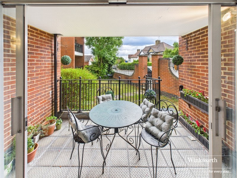 Regency Crescent, Hendon, London, NW4
