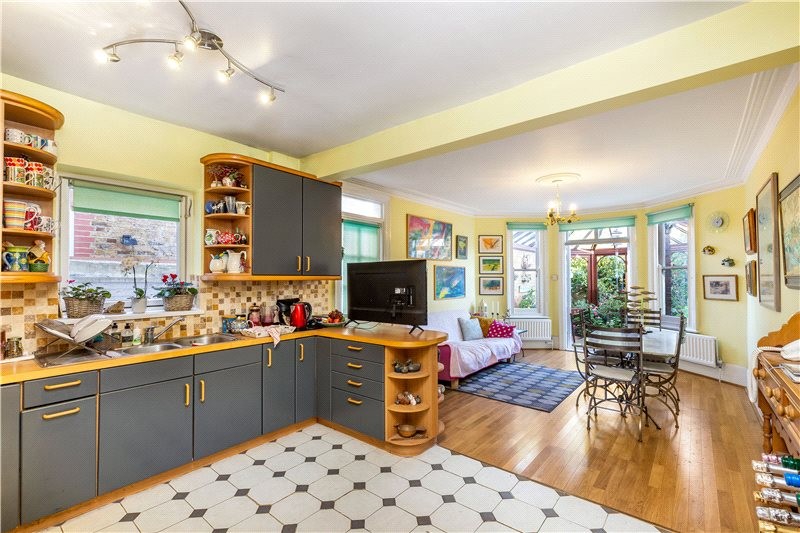 Glebe Road, Barnes, London, SW13