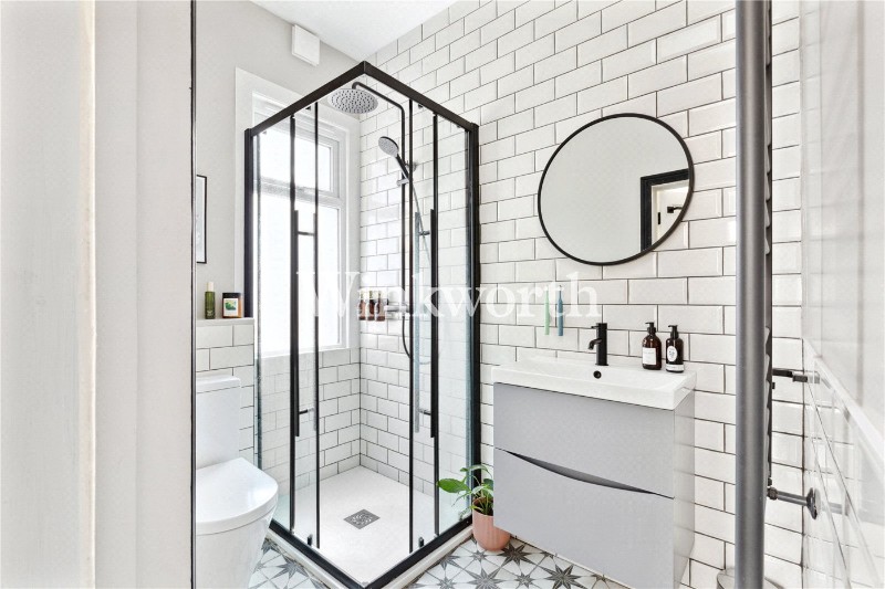 Lyndhurst Road, London, N22