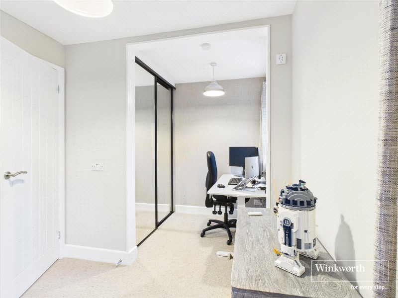 Burys Bank Road, Greenham, Thatcham, Berkshire, RG19