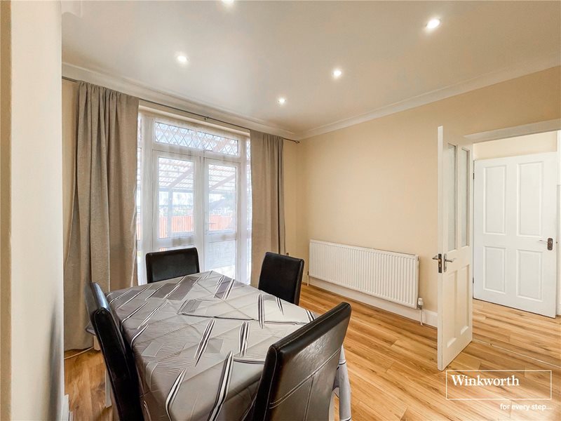 Summit Close, London, NW9