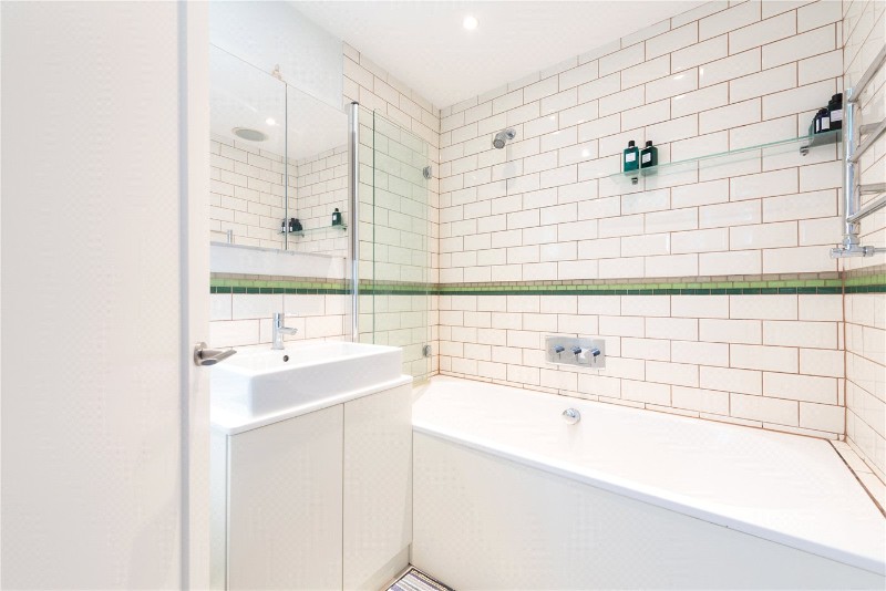 Purves Road, London, NW10