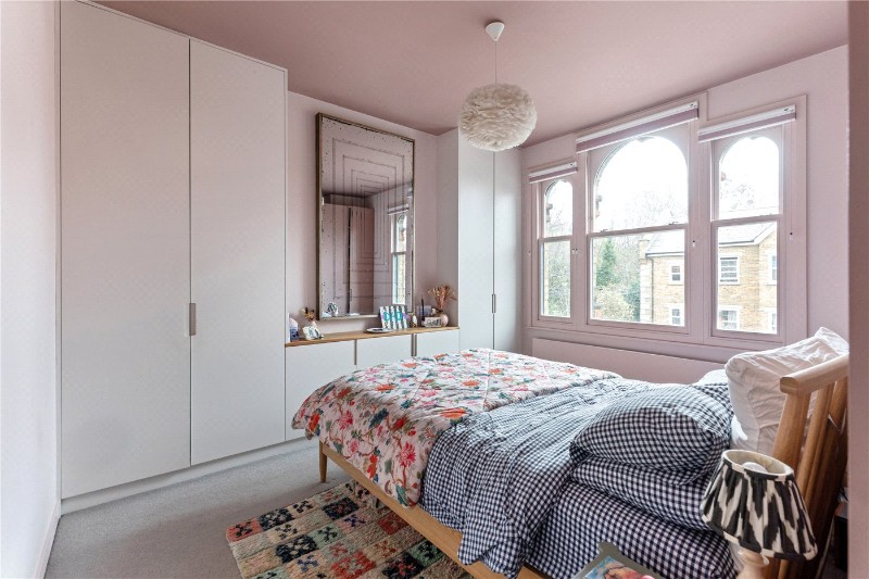 Bouverie Road, London, N16