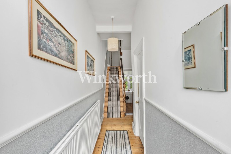 Effingham Road, London, N8