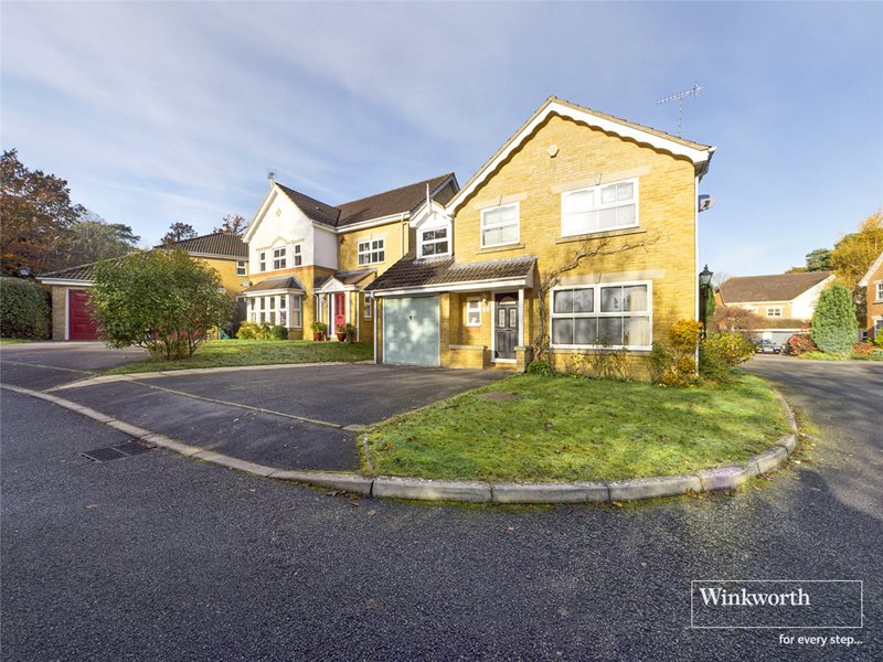 Duchess Close, Crowthorne, Berkshire, RG45