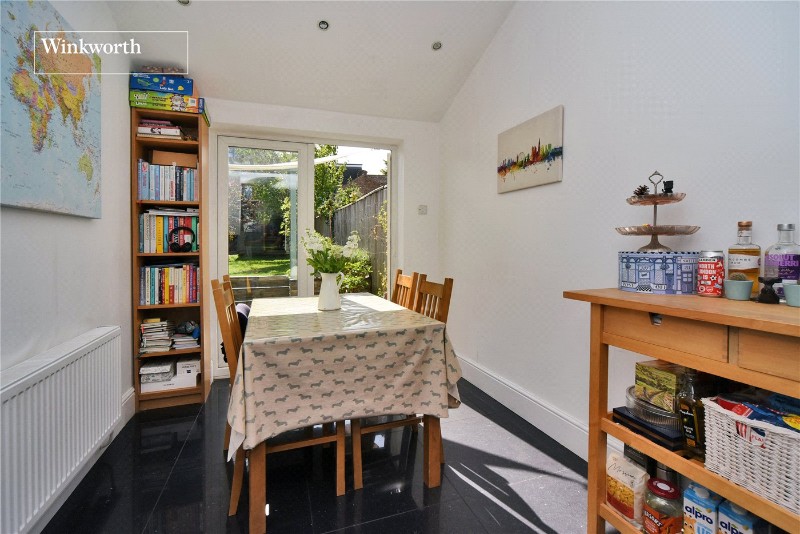 Tharp Road, Wallington, SM6