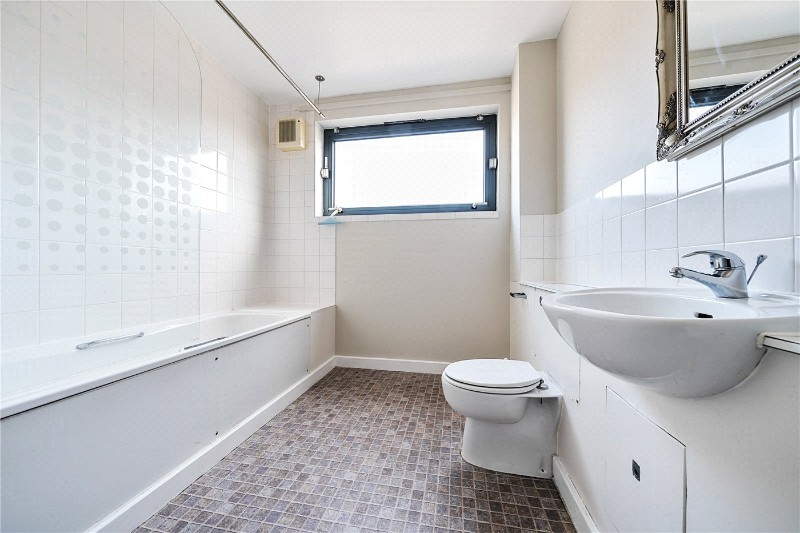 Rich Street, London, E14