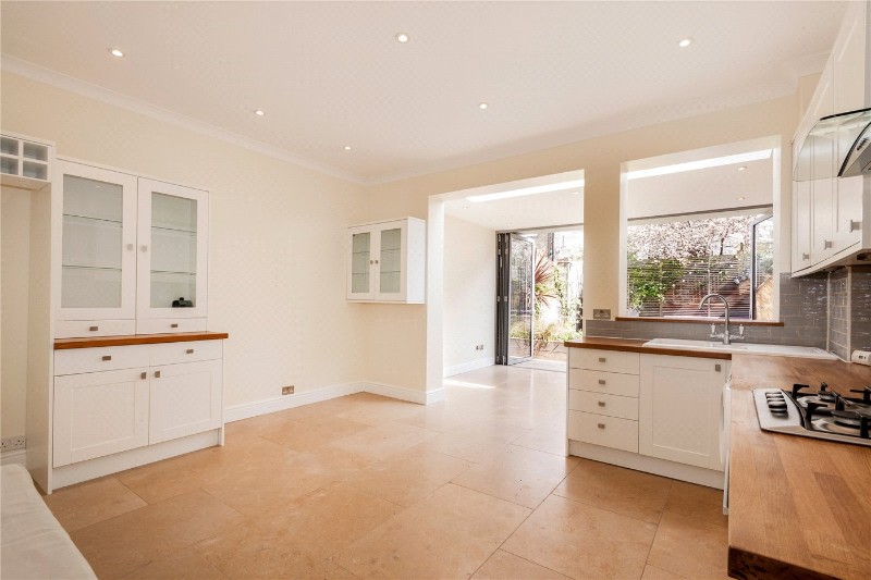 Gassiot Road, London, SW17