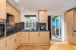 Wilton Road, London, SW1V