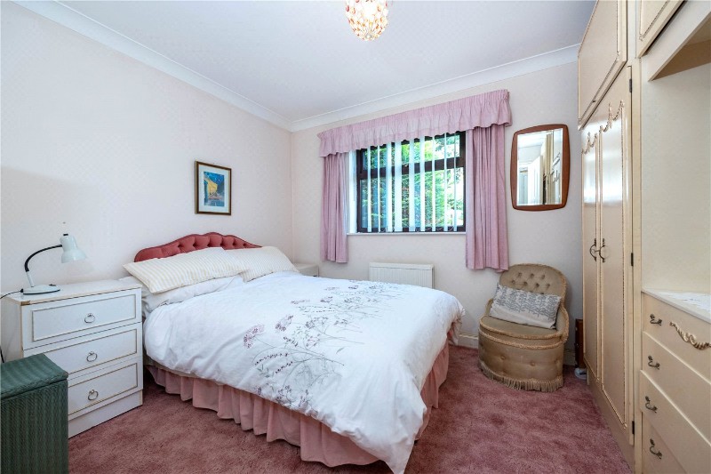 Dorchester Avenue, Bourne, PE10