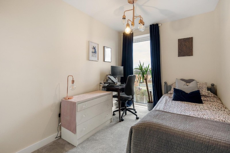 Apple Yard, London, SE20