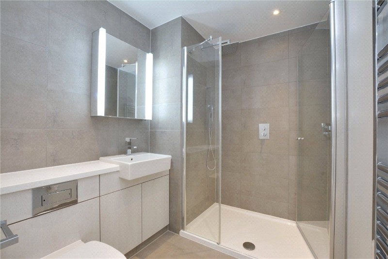 Wyndham Apartments, 67 River Gardens Walk, London, SE10